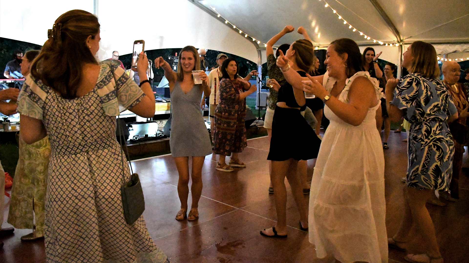 Alums dancing during Reunion 2023